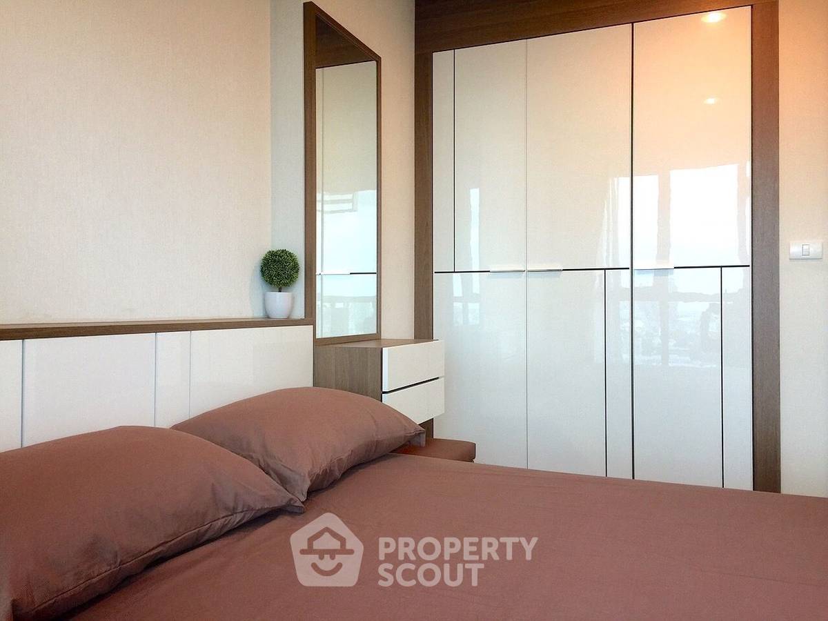 picture 1-BR Condo at Rhythm Sathorn-Narathiwas near BTS Chong Nonsi (ID 2286329) - 5/9