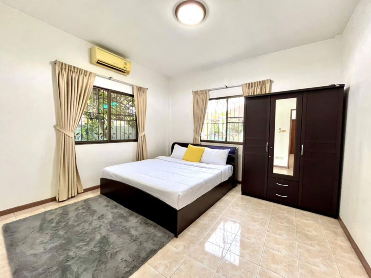 picture House for Rent – Pattaya | Rent: 32,000 THB/month Location : Soi Nern Plub Wan,3 Bedrooms, 2 Bathrooms + Maid’s room - 13/15