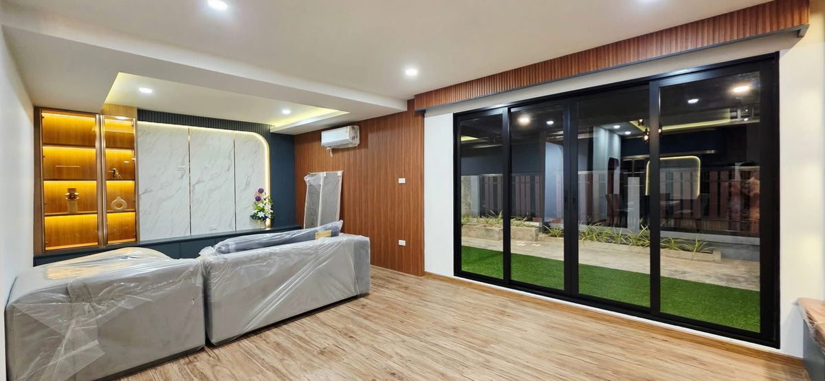 picture For Sale: Renovated Single House in Central Pattaya  Special Price: 8.49 MB (Reduced from 8.99 MB) 3 bedroom,4bathroom - 9/12