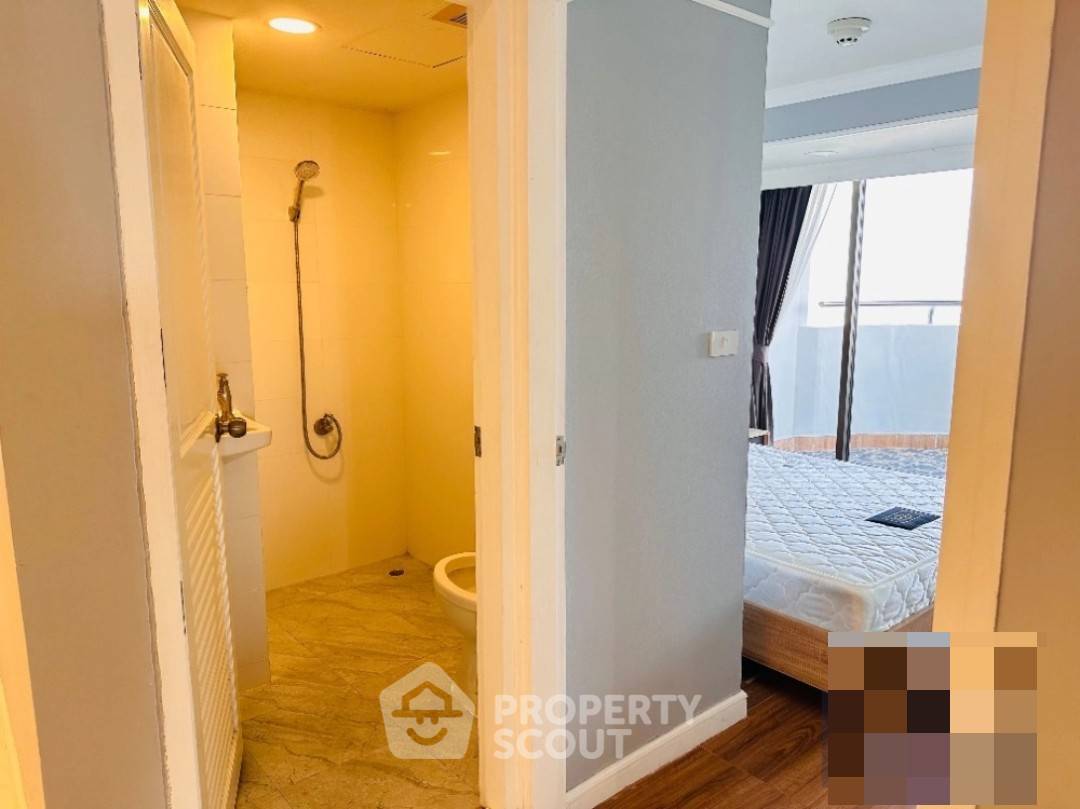 picture 3-BR Condo at Floraville Condominium near ARL Hua Mak (ID 2166242) - 9/12