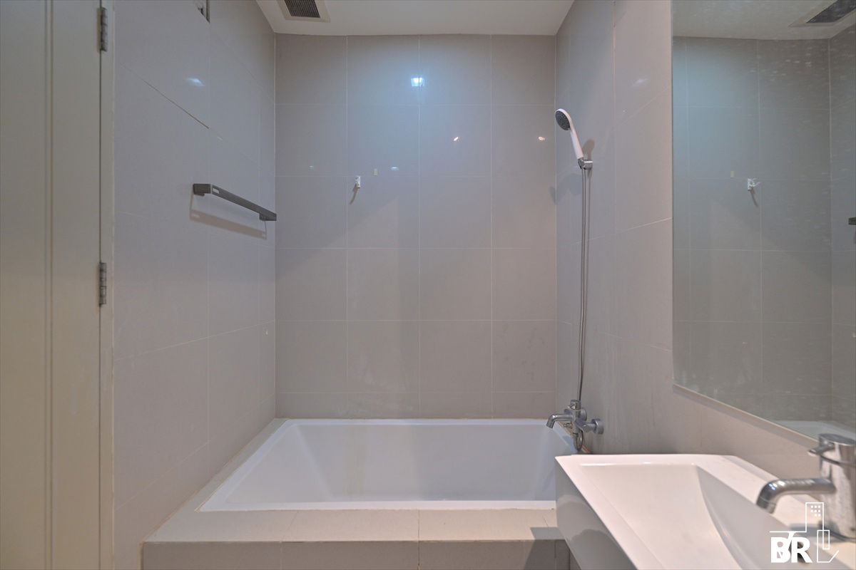 รูป 💙Luxury unit with high privacy, Noble Reveal Near BTS Phrom Phong - รูปที่ 11/13