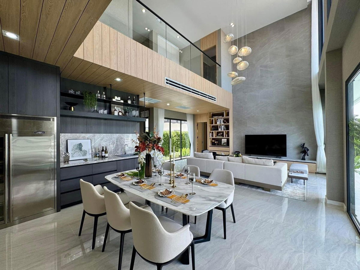 picture LUXURY VISTA VILLA 【P 1】 Prime Location in the Heart of South Pattaya – Economic Hub  TYPE: THE OCEAN  5 Bedrooms, 6 Bathrooms - 2/12