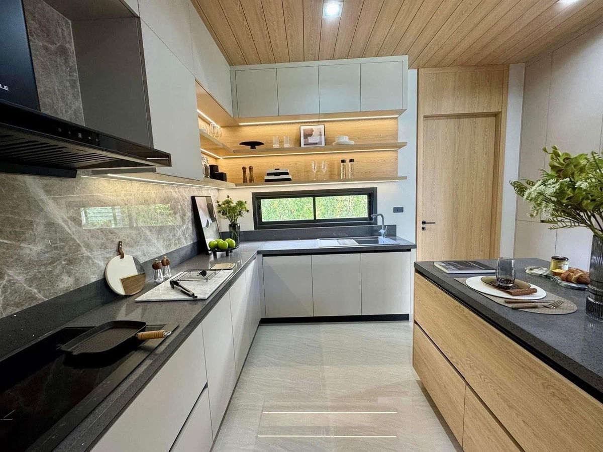 picture LUXURY VISTA VILLA 【P 1】 Prime Location in the Heart of South Pattaya – Economic Hub  TYPE: THE OCEAN  5 Bedrooms, 6 Bathrooms - 11/12