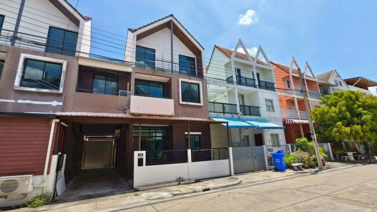 รูป 🏡 ให้เช่าทาวน์โฮม 3 ชั้น  3 ห้องนอน / 3 ห้องน้ำ  รีโนเวทใหม่ พื้นที่ใช้สอยเยอะ ใจกลางเมืองทองธานี - รูปที่ 19/19