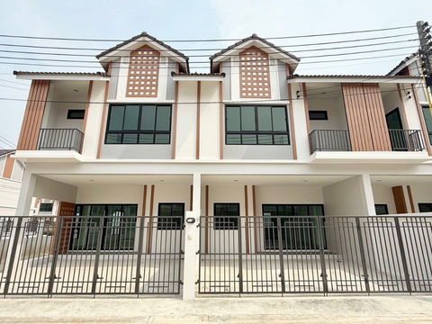 Sansiri – Houses and Townhomes in the Heart of Pattaya  Starting Price: 2.4 – 4 Million Baht  Property Features