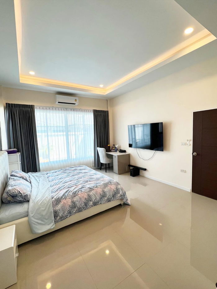 picture Pool Villa for Rent – Huay Yai  Rental Rates  Monthly: 48,000 THB (6-month contract)  Yearly: 45,000 THB (12-month contract),3 Bedrooms / 4 Bathrooms - 2/7