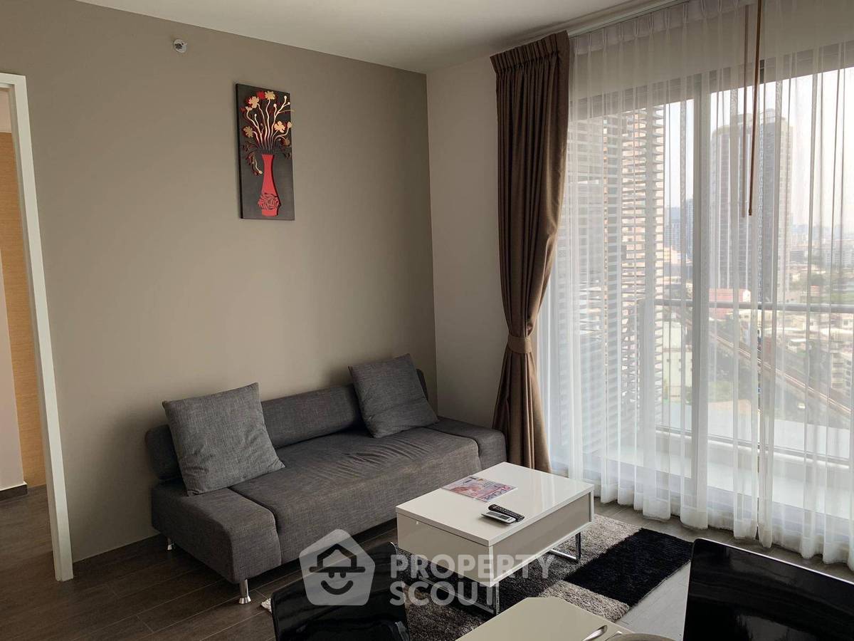 picture 1-BR Condo at The Lofts Ekkamai near BTS Ekkamai (ID 511857) - 1/9