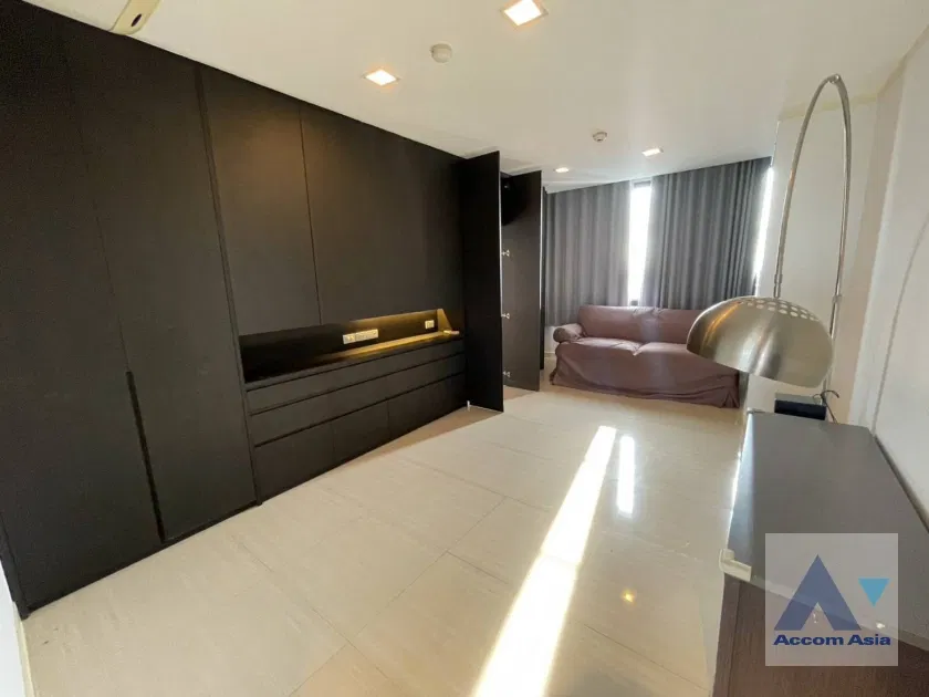 รูป 🔼🔽 AccomA 📩 Bright apartment with serene view in Ploenchit area (AA34280) - รูปที่ 8/13