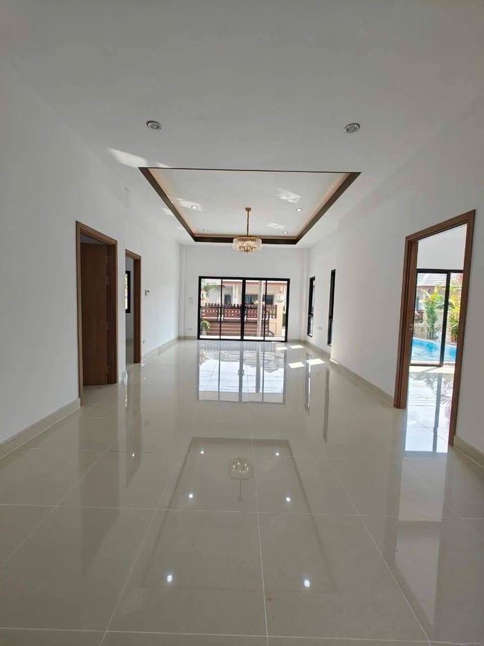 picture Brand New Pool Villa in Pattaya — Dusit View Village Never occupied. Ready to move in! 3 Bedrooms, 3 Bathrooms - 5/12