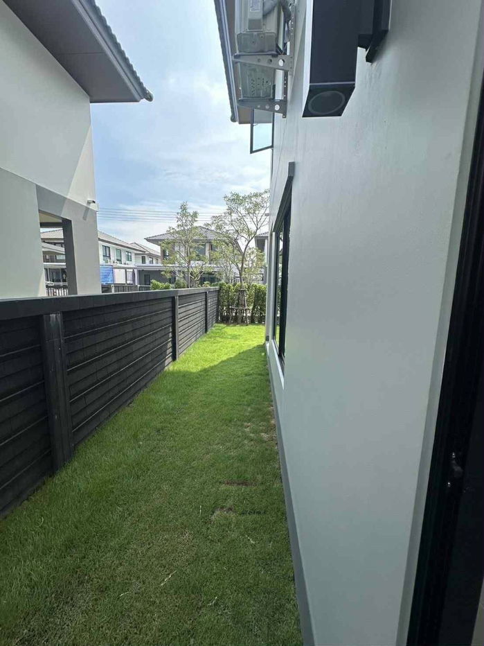 รูป ถูกที่สุดในโครงการ!!! บ้านเดี่ยว 2 ชั้น หมู่บ้าน สราญสิริรังสิต ขายต่ำกว่าทุน!! ทำเลดี ใกล้ทางด่วนอุดรรัตถยาเพียง 1 กม. - รูปที่ 9/9