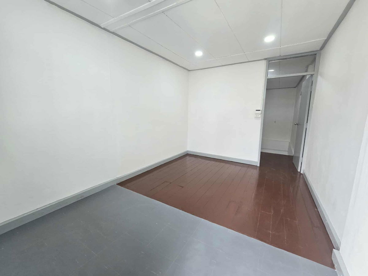 picture 3 bedroom 2 bathroom near MRT Huai Kwang - 18/22