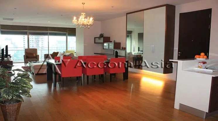 picture 🔼🔽 AccomA 📩 Pet friendly 3 BR Condominium @The Madison (1515006) - 1/9