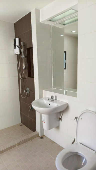 รูป 🏡 ให้เช่าทาวน์โฮม 3 ชั้น  3 ห้องนอน / 3 ห้องน้ำ  รีโนเวทใหม่ พื้นที่ใช้สอยเยอะ ใจกลางเมืองทองธานี - รูปที่ 12/19