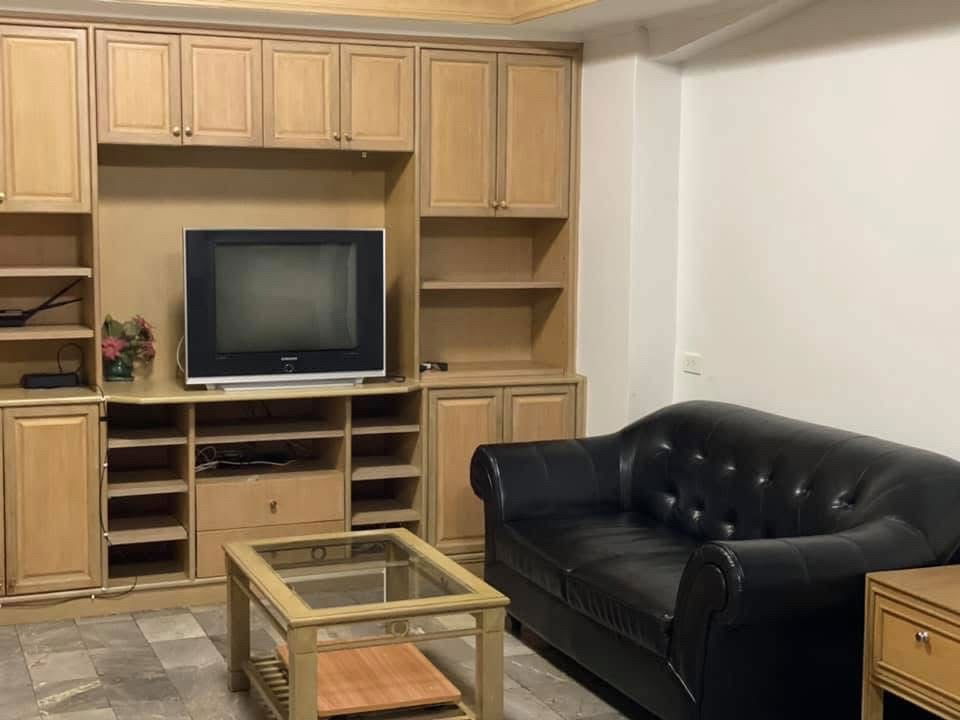 picture For Rent Merlin Tower 1, 7th Floor (Merlin Tower1)  2 bedrooms, 2 bathrooms, 1 kitchen / living 80 sqm. Price 17,500 baht - 4/9