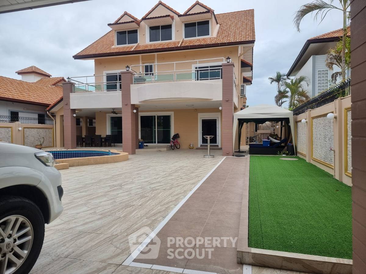 picture 5-BR Villa at Pattaya Lagoon Resort close to Pattaya South (ID 2297143) - 6/16