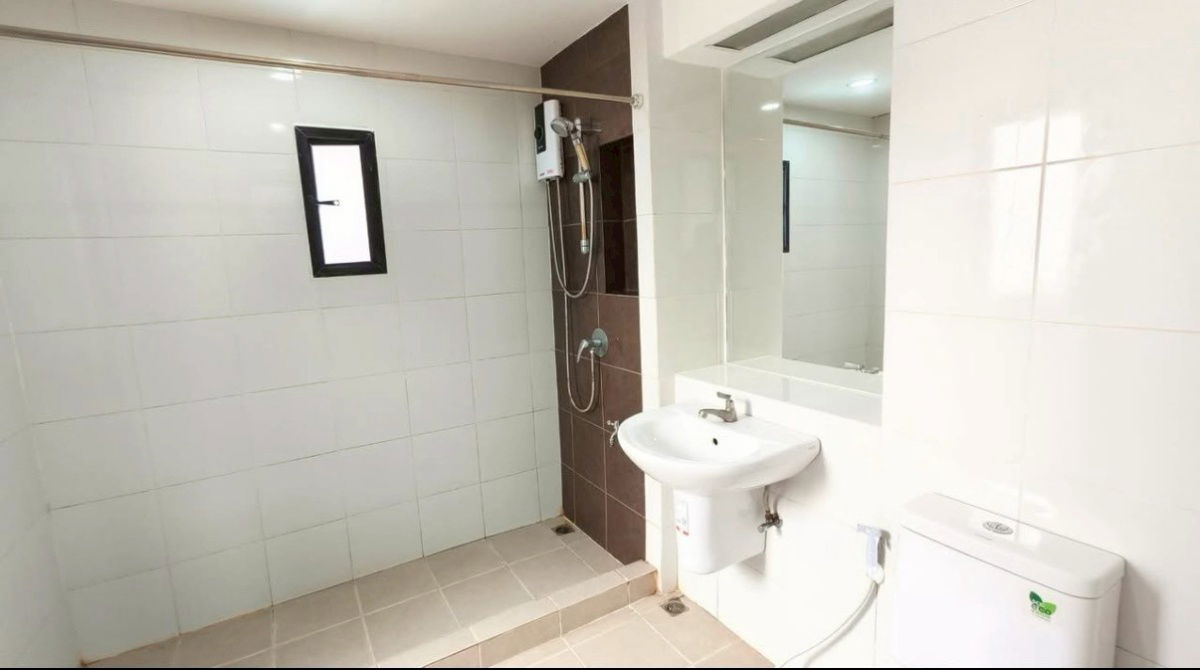 รูป 🏡 ให้เช่าทาวน์โฮม 3 ชั้น  3 ห้องนอน / 3 ห้องน้ำ  รีโนเวทใหม่ พื้นที่ใช้สอยเยอะ ใจกลางเมืองทองธานี - รูปที่ 17/19
