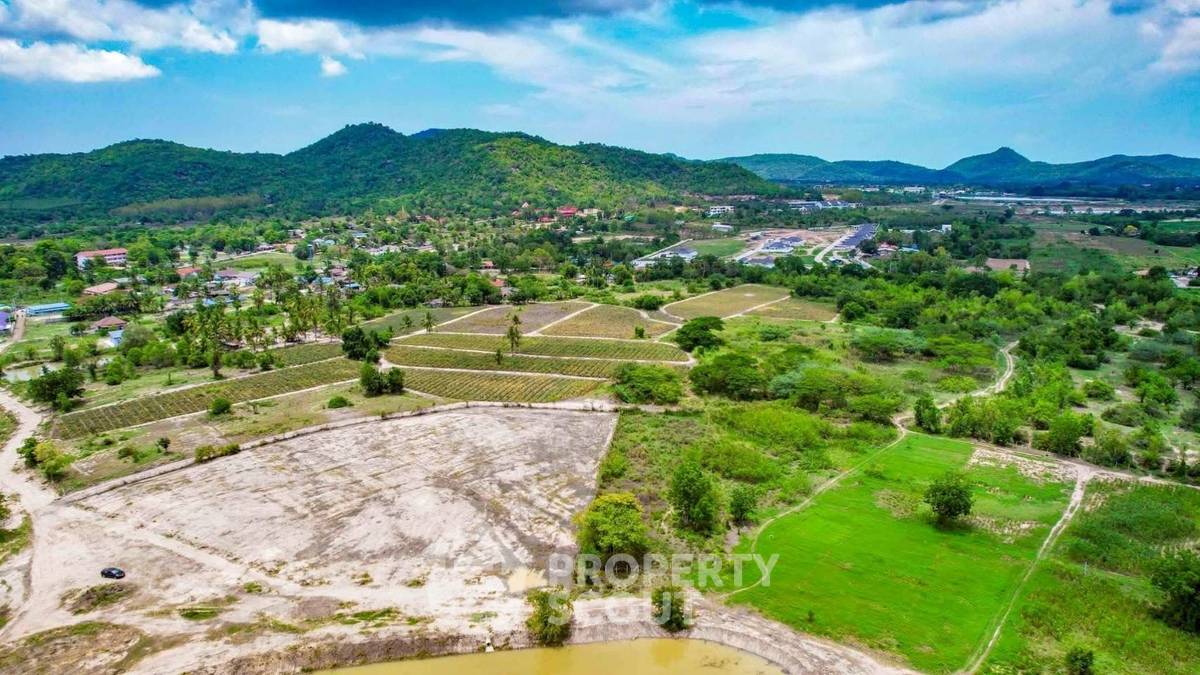 รูป ที่ดินสำหรับปล่อยขาย 7,400 ตารางเมตร แถว ใกล้ บ้านศิลปินหัวหิน (ID 2298078) - รูปที่ 5/9