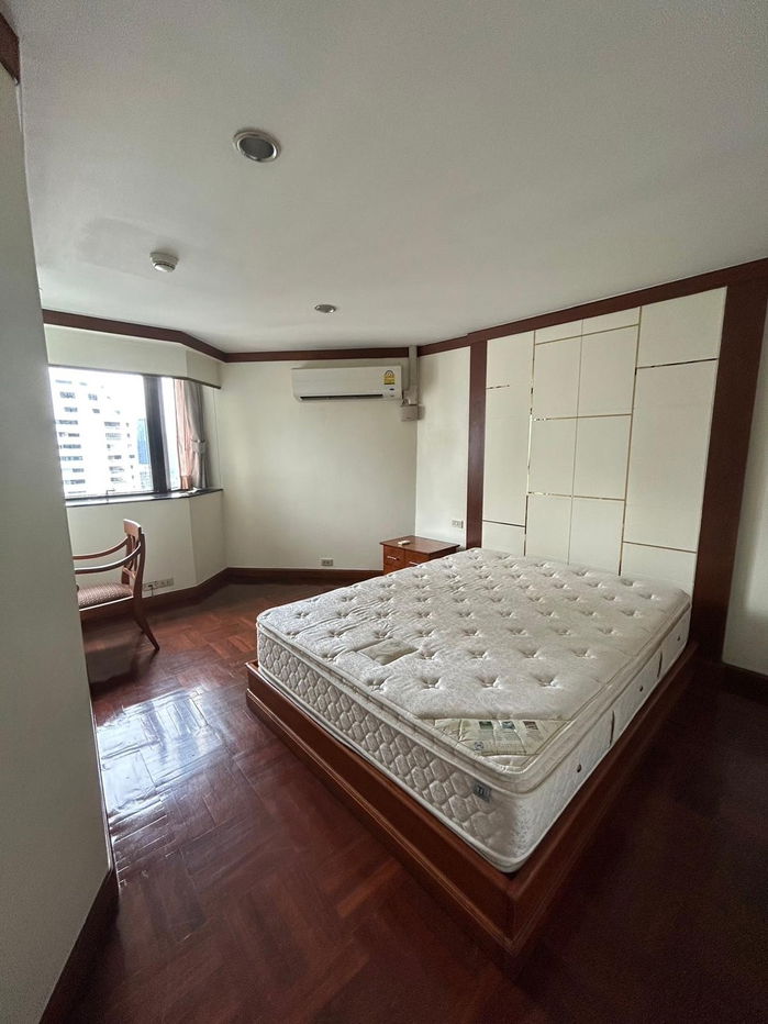 picture Spacious 3-Bed Condo for Rent at President Park Sukhumvit 24 – Pine Tower (S03-2092) - 13/40