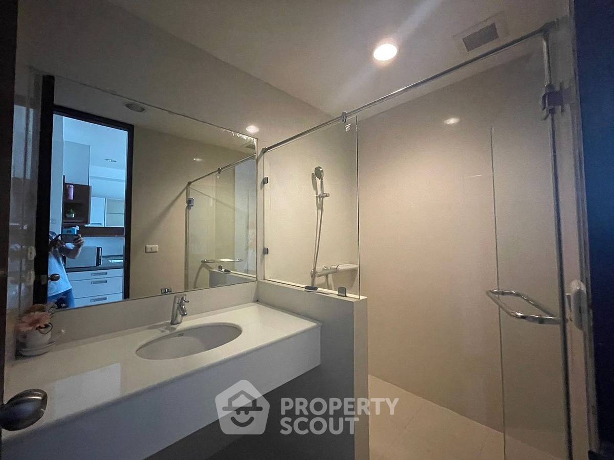 picture 2-BR Condo at Amanta Ratchada near MRT Thailand Cultural Centre (ID 2297867) - 2/10