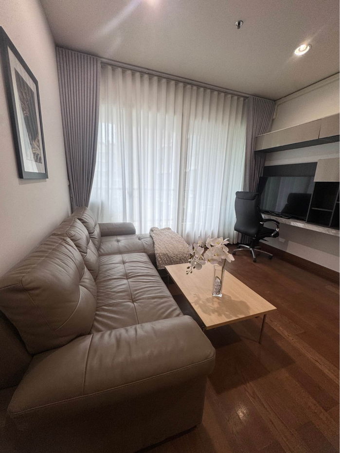 picture The Address Chidlom Near BTS Chit Lom Station (E1) - 1/10