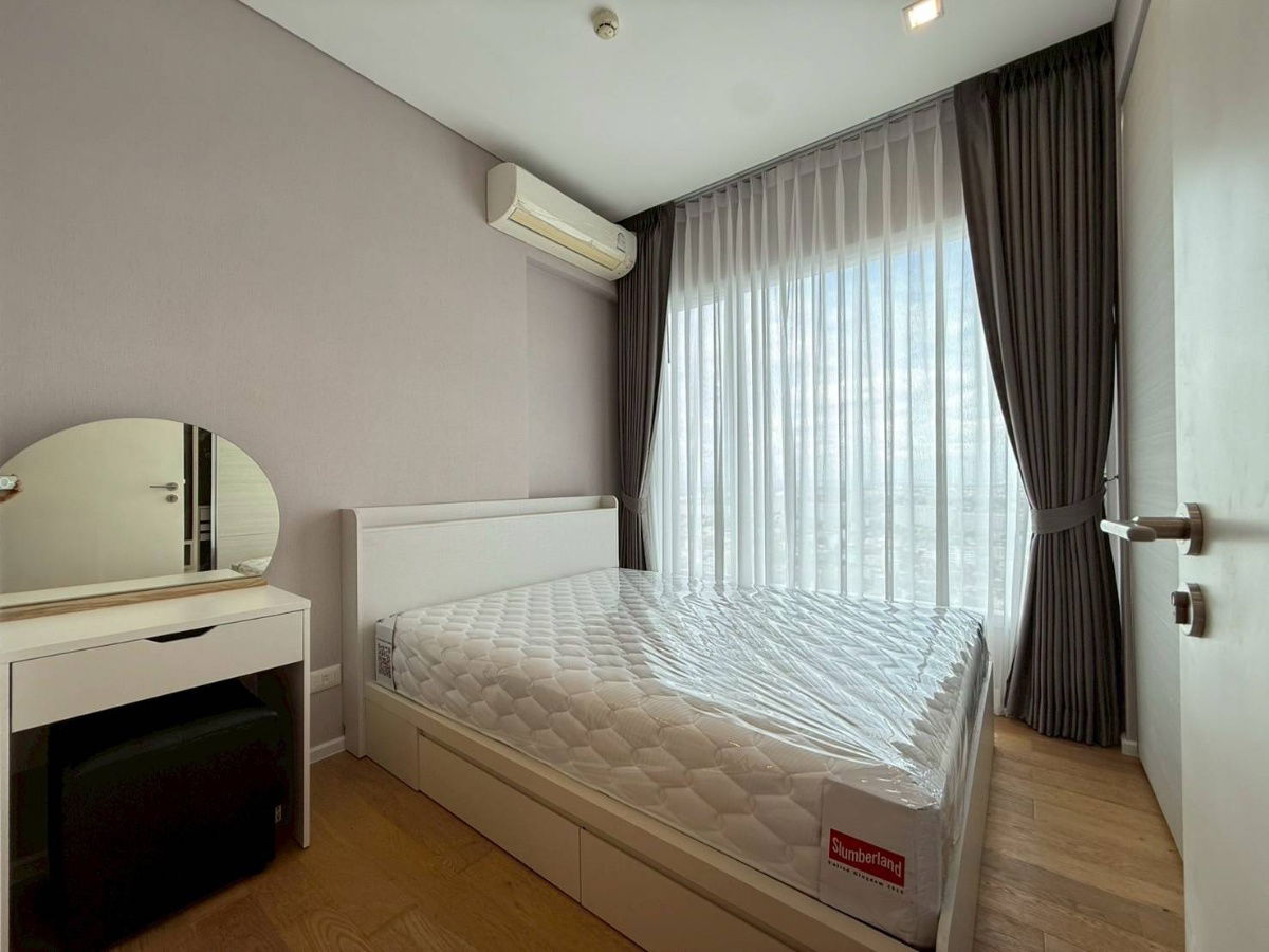 picture  Hot Deal! Luxury Condo in Ladprao – Only 15,000 THB/month  The Saint Residences – Prime Location Opposite Central Ladprao - 6/10