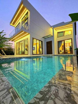 Luxury Pool Villa – Mabprachan Reservoir Areaทำเลศักยภาพใกล้อ่างเก็บน้ำมาบประชัน,5 ห้องนอน6ห้องน้ำ