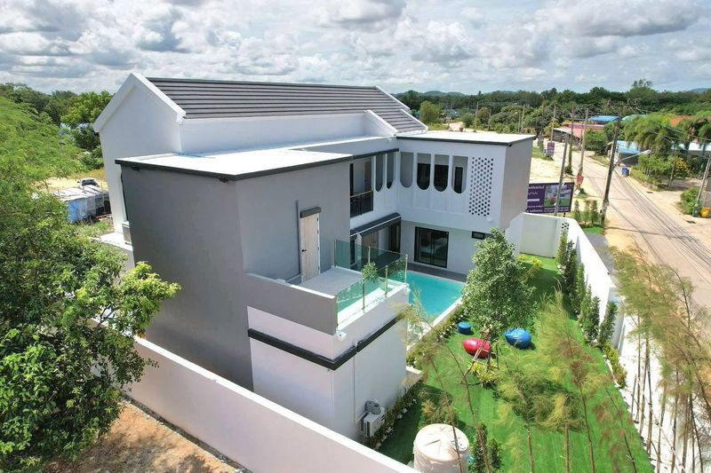 picture Newly built pool villa for sale in Huai Yai District, Pattaya, Bang Lamung, Chonburi - 1/19