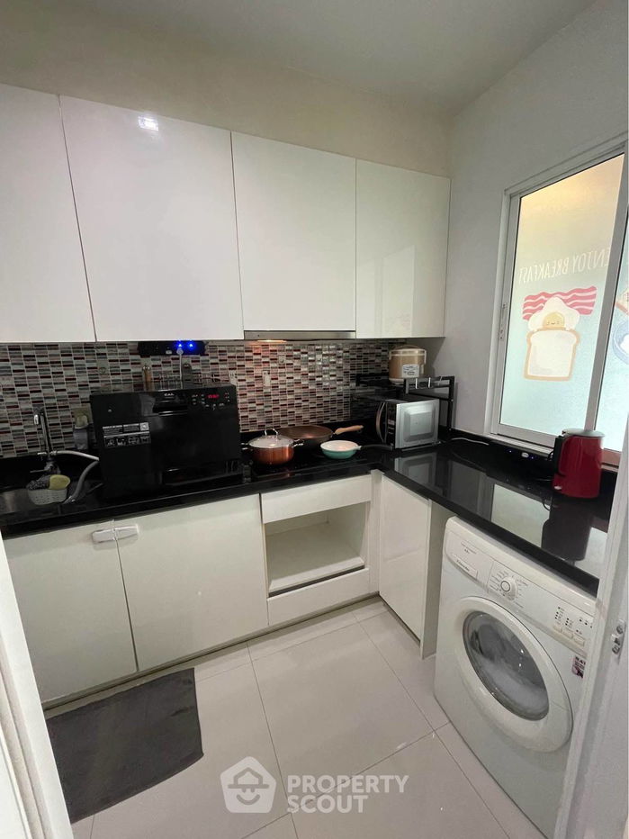 picture 3-BR Condo at The Bloom Sukhumvit 71 near BTS Phra Khanong (ID 653830) - 5/16