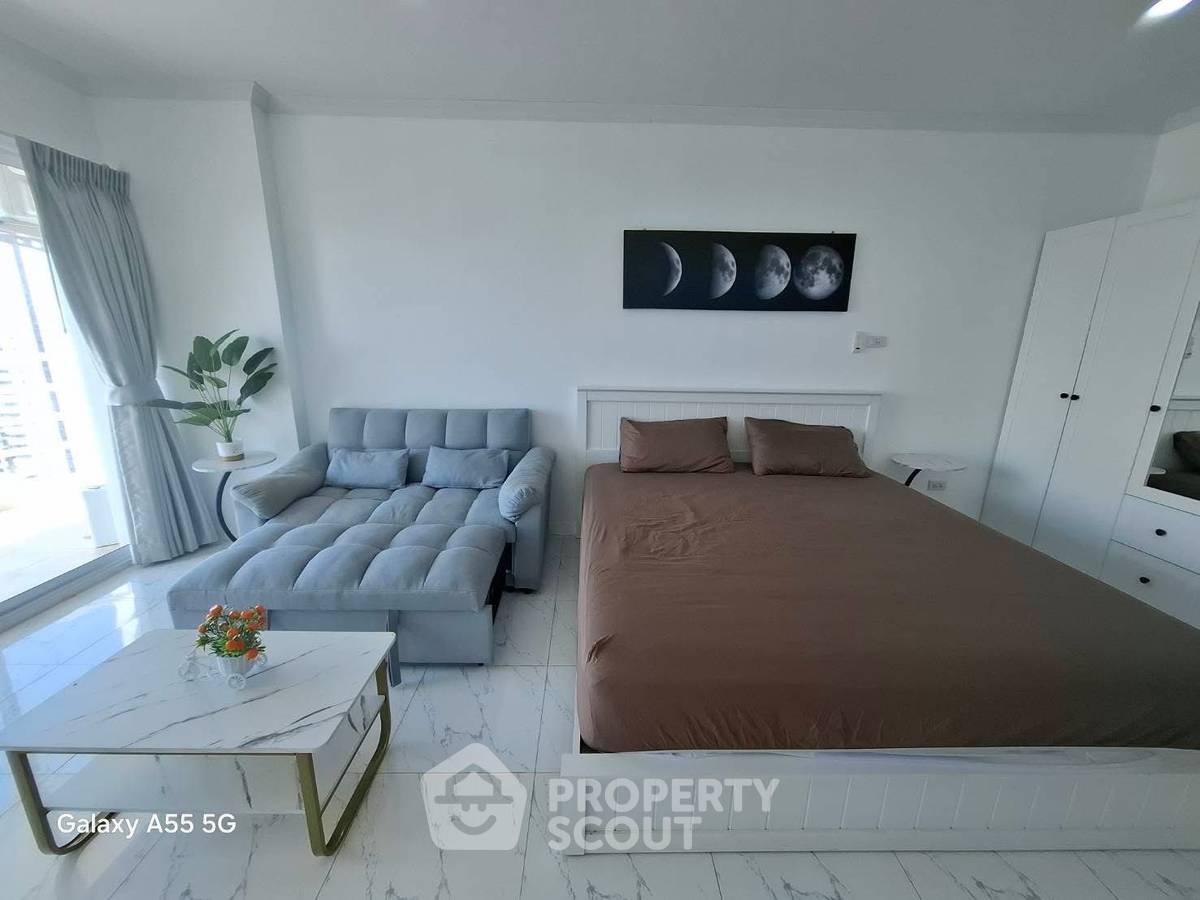 picture 1-BR Condo at View Talay 5 Condominium Jomtien close to Jomtien Beach (ID 2111496) - 7/17
