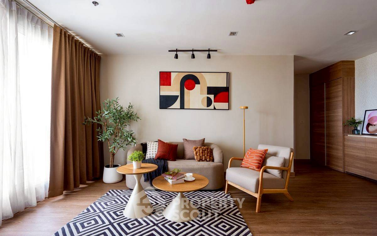picture 3-BR Condo at Rhythm Sathorn near BTS Saphan Taksin (ID 2298089) - 1/13
