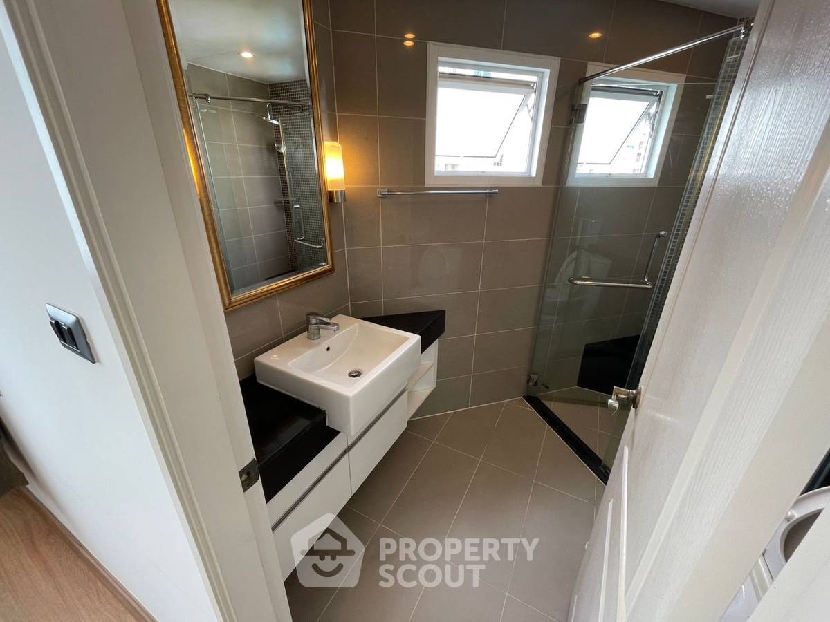 picture 2-BR Condo at Supalai Wellington near MRT Thailand Cultural Centre (ID 2298080) - 17/31