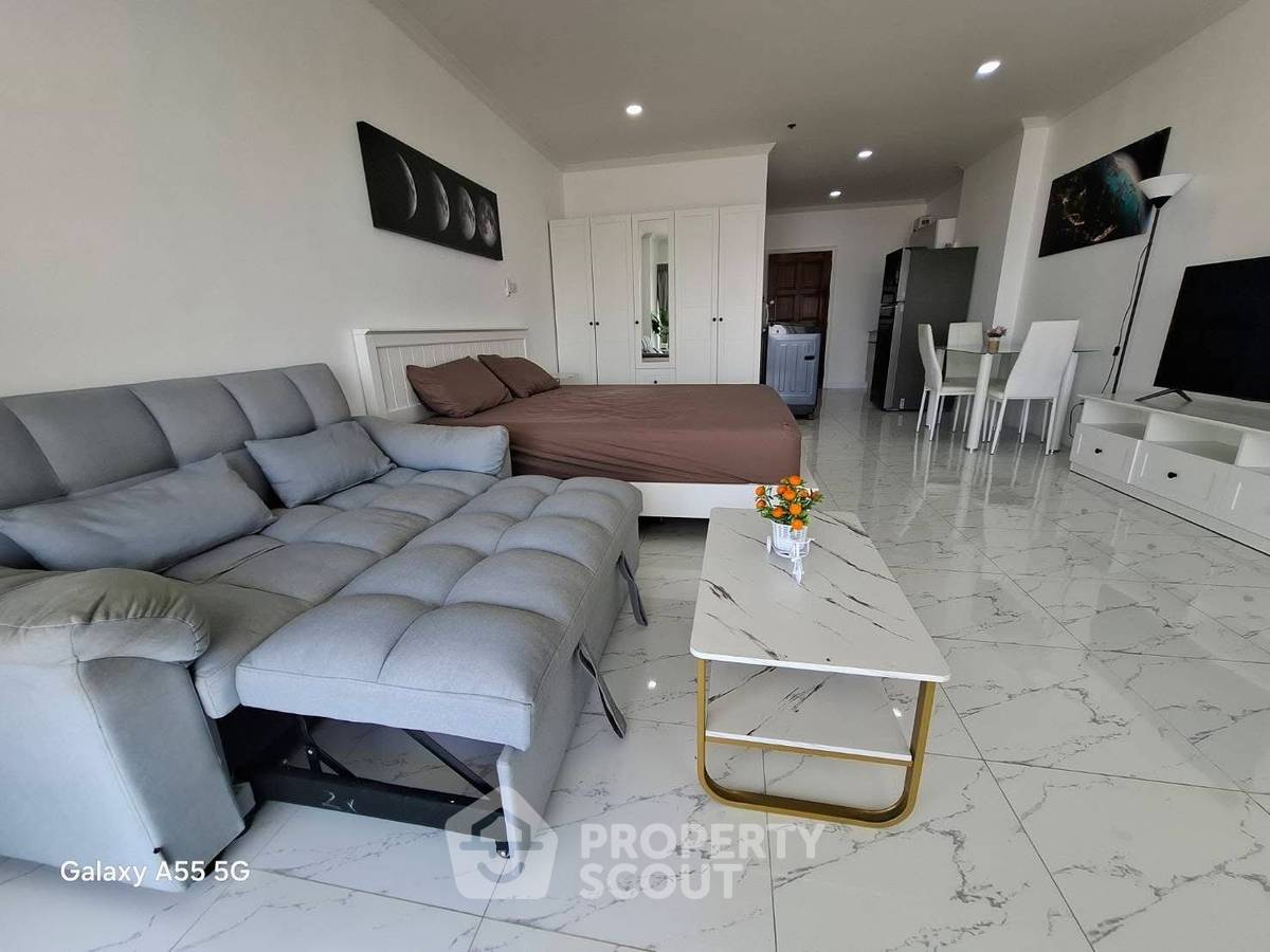 picture 1-BR Condo at View Talay 5 Condominium Jomtien close to Jomtien Beach (ID 2111496) - 3/17