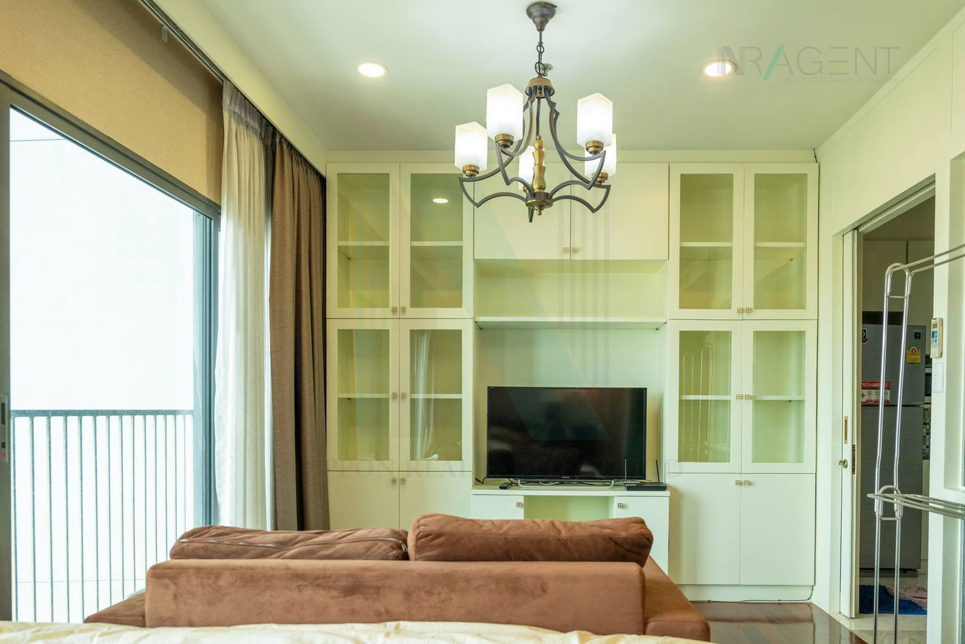 picture 📌 For rent condo NOBLE REMIX Building A, Floor 23,1 bed room, Room size 45 sqm - 3/8