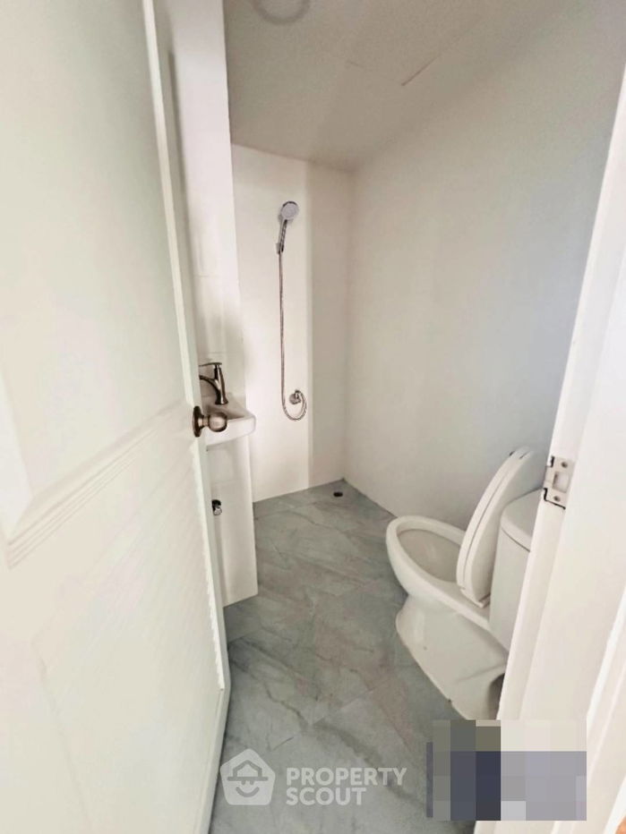 picture 3-BR Condo at Floraville Condominium near ARL Hua Mak (ID 2166242) - 10/12