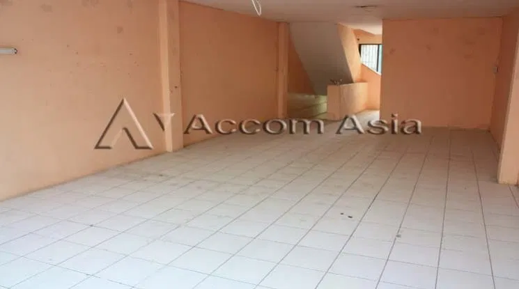 picture 🔼🔽 AccomA 📩  4 BR House in Khlong Toei Nuea (2212387) - 5/9