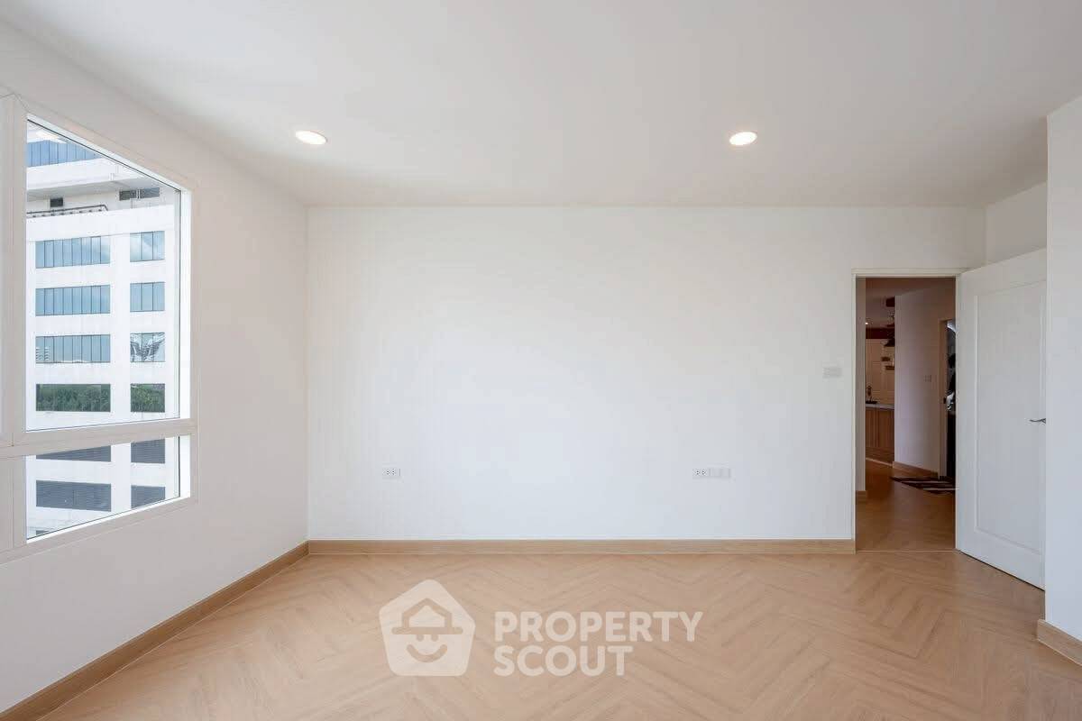 picture 3-BR Condo at Baan Siri Sathorn Suanplu Condominium close to Naradhiwas Rajanagarindra (ID 2298088) - 6/11