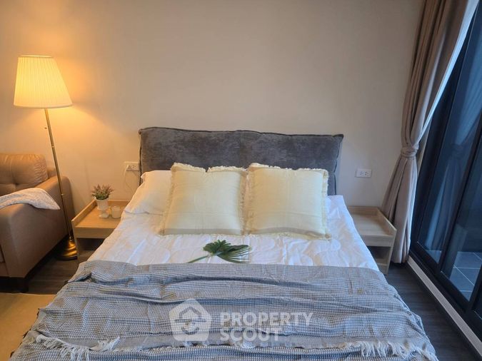 1-BR Condo at IDEO Sukhumvit - Rama 4 near BTS Phra Khanong (ID 2297741)