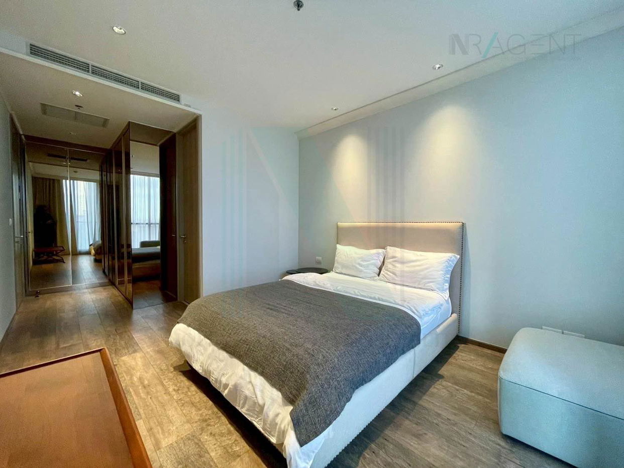 picture 📌 For Rent Condo NOBLE PLOENCHIT Building ฺB, Floor 40,3 bed room, Room size 178 sqm - 3/8