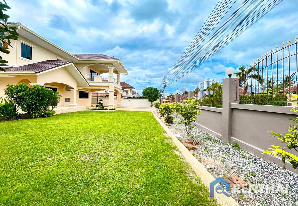 picture Spacious 5-Bedroom Home Near  International School - 15/20