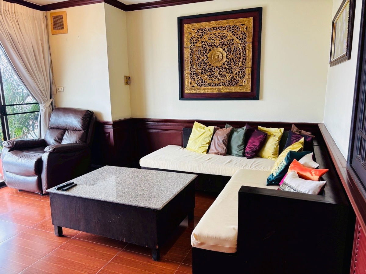 picture For Rent: Hillside Condo 4, 2 Bedrooms, 2 Bathrooms, 135 sq.m., 15th Floor, near One Nimman (ID:536CR) - 5/16