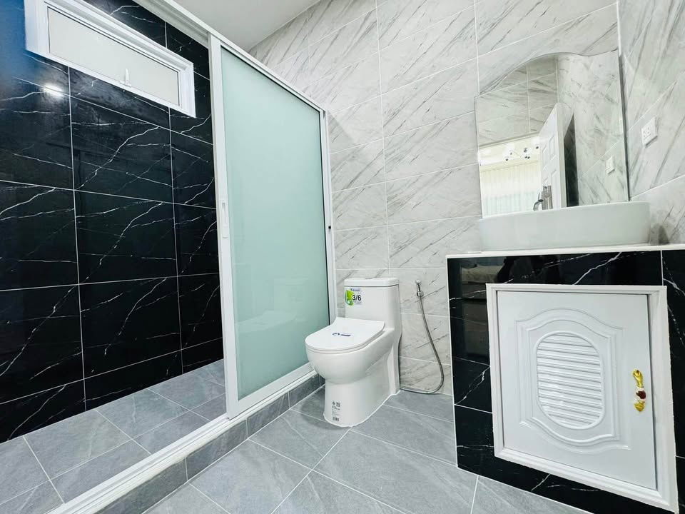 picture Private Pool Villa – Soi Noen Plub Wan  Usable Area: 103 sq. wah Rental Price: 60,000 THB / month - 11/15