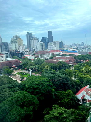 ขายคอนโด : Good quality condo in Asoke , sukhumvit 