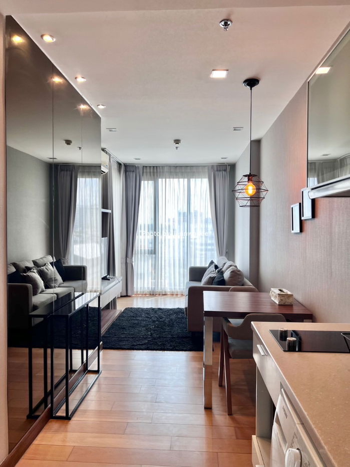 picture Rent for Rent 1 Bed room The Astra Condo  - 6/13