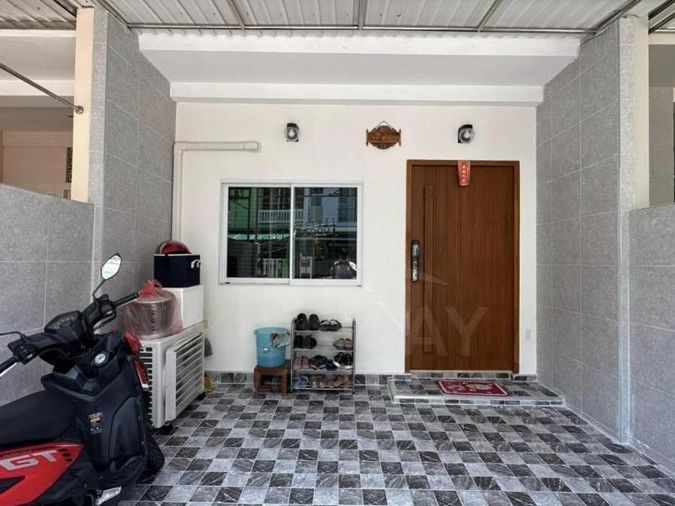 3-bed townhouse for sale, 134 sq wah, Thanapat Haus Sathorn - Narathiwas