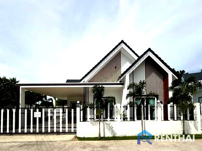 Houses for sale Bang Lamung Chonburi : Charming Fully Furnished Single Storey Home in Pong Pattaya
