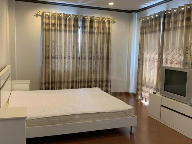 ขายทาวน์โฮม 3 ห้องนอน 173 ตร.ว. แกรนด์ ไอ - ดีไซน์ วิภาวดี