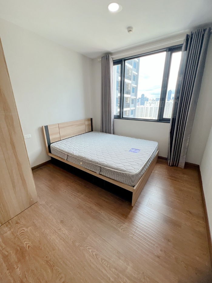 picture Artisan ratchada 🍁 nice room🍁 good price - 6/8