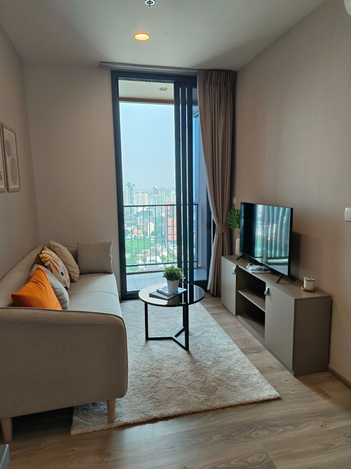 picture 🌿 For Rent! Oka Haus Sukhumvit 36 – Luxury Resort-Style Condo  Fully furnished, ready to move in – Stunning river & city views! - 8/8