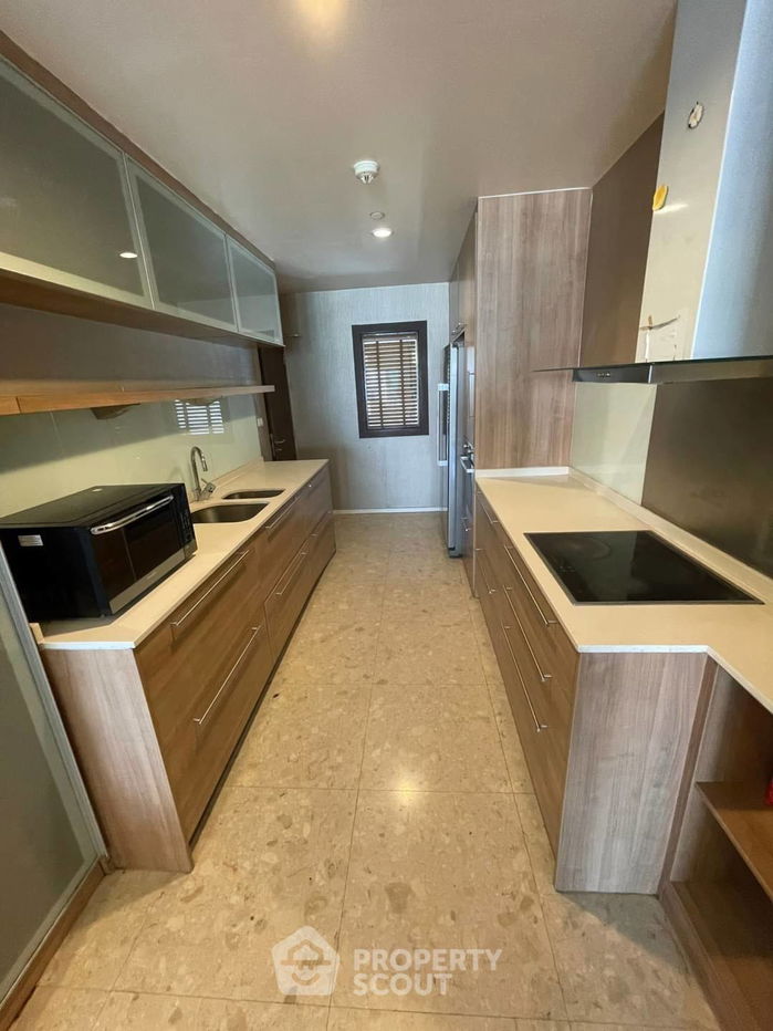 รูป คอนโด 3-ห้องนอน ที่ สาธร การ์เด้นส์ ใกล้ MRT สีลม (ID 2297847) - รูปที่ 24/27