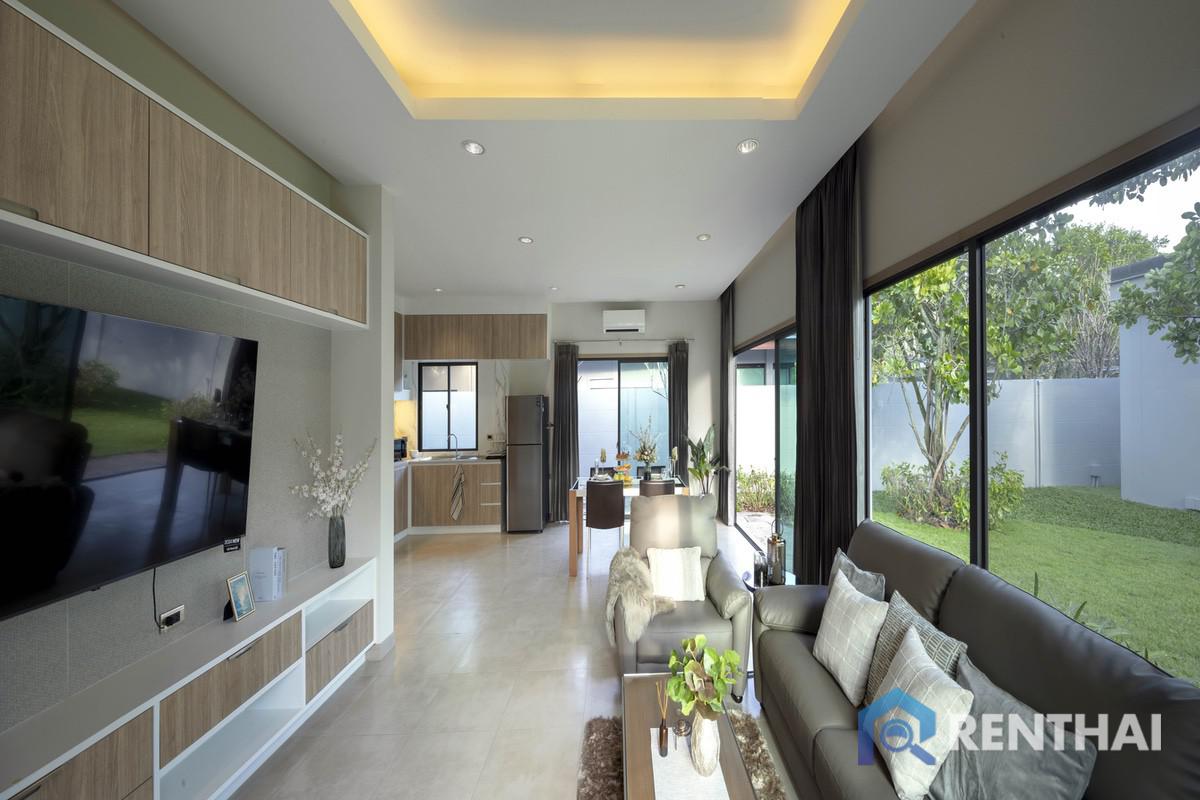 picture Luxury Villa For Rent Pattaya - 3/25